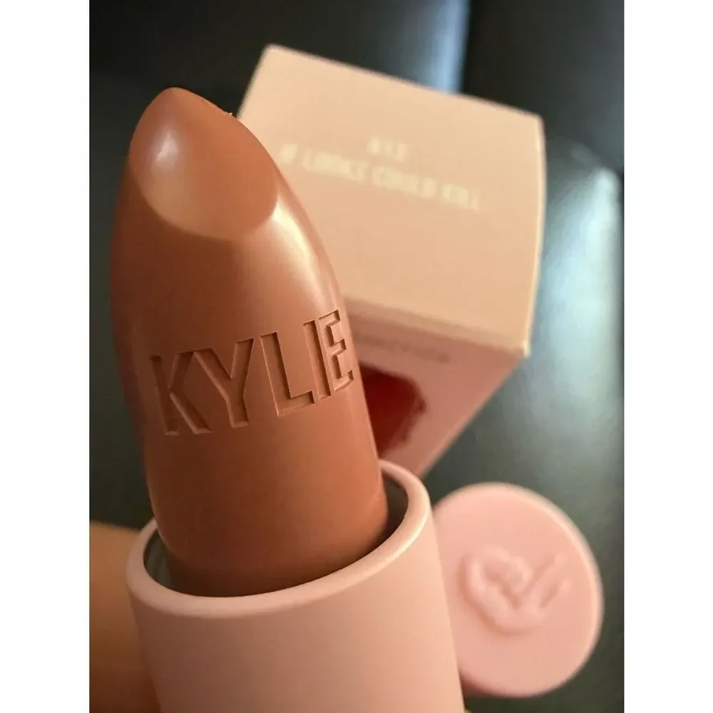Kylie Cosmetics Crème Lipstick 613 Nude Taupe Brown Satin Finish Women